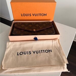 Louis Vuitton Brown Monogram Clutch